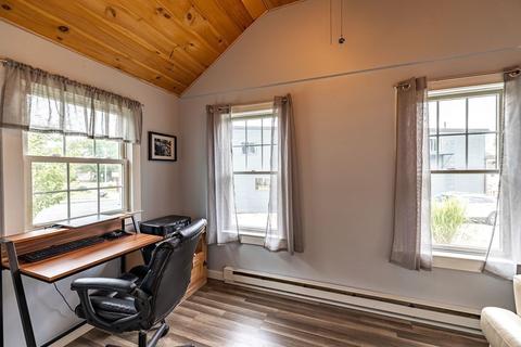 16 Maple St, Mendon, MA 01756 photo 14