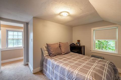 16 Maple St, Mendon, MA 01756 photo 32