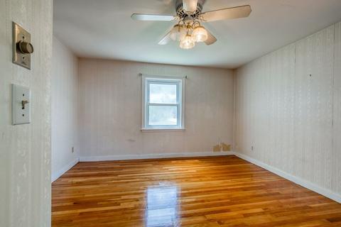 485 Hamilton St, Worcester, MA 01604 photo 16