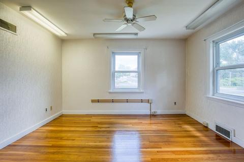 485 Hamilton St, Worcester, MA 01604 photo 8