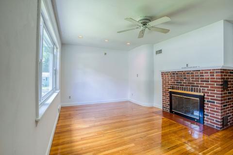 485 Hamilton St, Worcester, MA 01604 photo 9