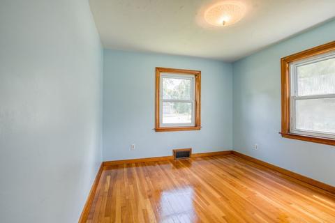 485 Hamilton St, Worcester, MA 01604 photo 14