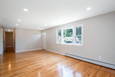 22 Hadley St, Springfield, MA 01118 photo 20