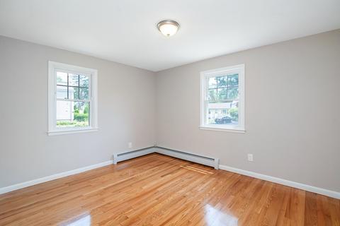 22 Hadley St, Springfield, MA 01118 photo 29