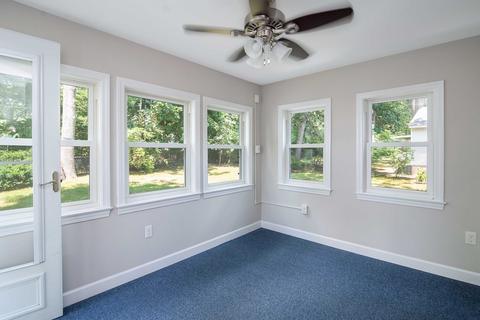 22 Hadley St, Springfield, MA 01118 photo 12