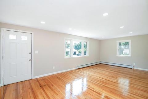 22 Hadley St, Springfield, MA 01118 photo 22