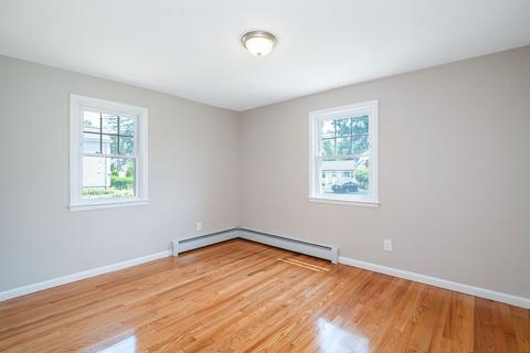 22 Hadley St, Springfield, MA 01118 photo 30