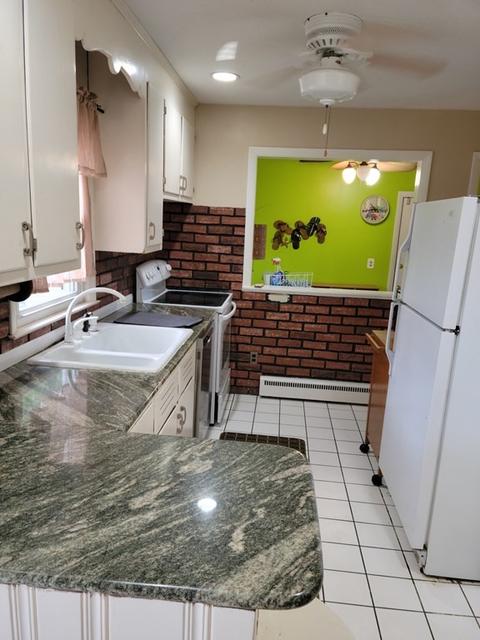 64 Burns Ave, Springfield, MA 01119 photo 3