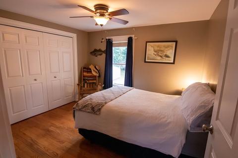 160 Prospect St #2, Gloucester, MA 01930 photo 9