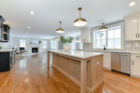 77 Parkinson St, Needham, MA 02492 photo 3