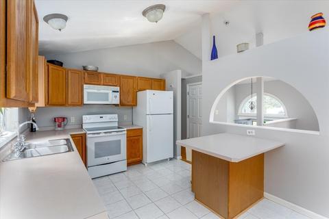 56 County St, Worcester, MA 01604 photo 9