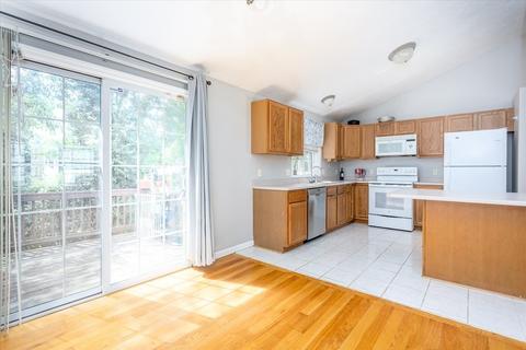 56 County St, Worcester, MA 01604 photo 6