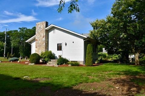 56 Bernard St, Acushnet, MA 02743 photo 5