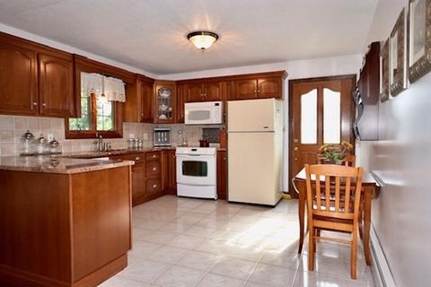 56 Bernard St, Acushnet, MA 02743 photo 10