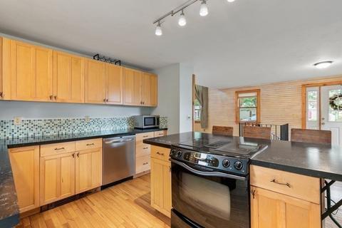 10 Freeman St, Bourne, MA 02532 photo 12