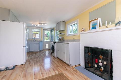 17 Ivy St, Wareham, MA 02571 photo 9