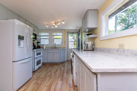 17 Ivy St, Wareham, MA 02571 photo 8