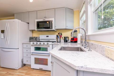 17 Ivy St, Wareham, MA 02571 photo 11