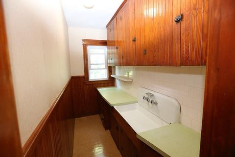 16 Emerald Ave, Webster, MA 01570 photo 7