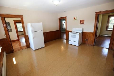 16 Emerald Ave, Webster, MA 01570 photo 6