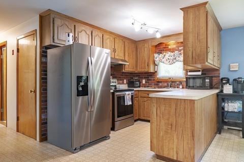 182 Getchell Ave, Woonsocket, RI 02895 photo 7