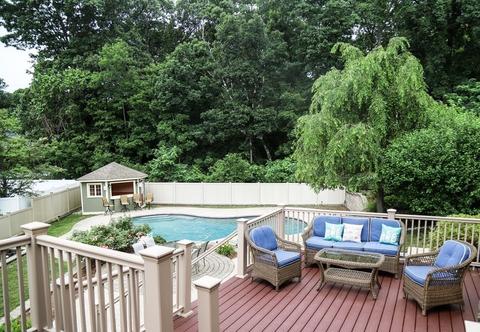 8 Madison Ave, Danvers, MA 01923 photo 11