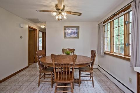 8 Donlyn Dr, Chicopee, MA 01013 photo 6