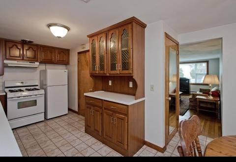 8 Donlyn Dr, Chicopee, MA 01013 photo 7