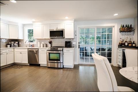 2 Hemlock Rd, North Reading, MA 01864 photo 9
