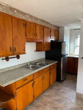 41 Miller St, Springfield, MA 01104 photo 8