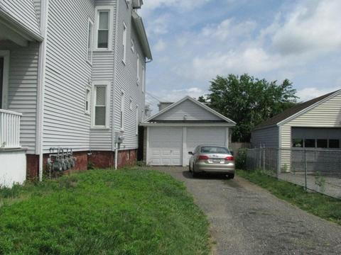 391 Front St, Chicopee, MA 01013 photo 2