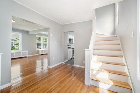 124 Wait St, Springfield, MA 01104 photo 4