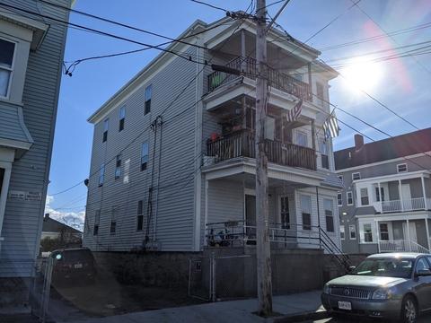18 John St, Fall River, MA 02721 photo 3