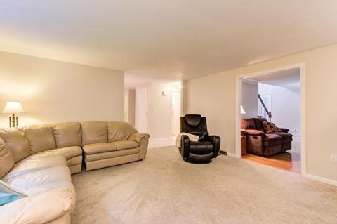 11 Merriam Way, Upton, MA 01568 photo 12