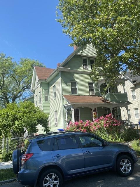 36 Vinton St, Springfield, MA 01104 photo 2