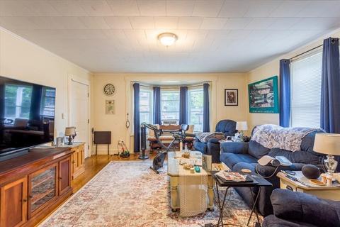 9 Pleasant St, Ware, MA 01082 photo 5