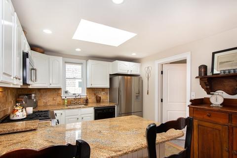 8 Merrill Rd, Hull, MA 02045 photo 7