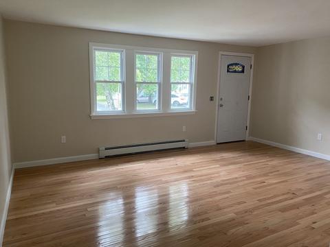 65 Penncastle St, Springfield, MA 01129 photo 7