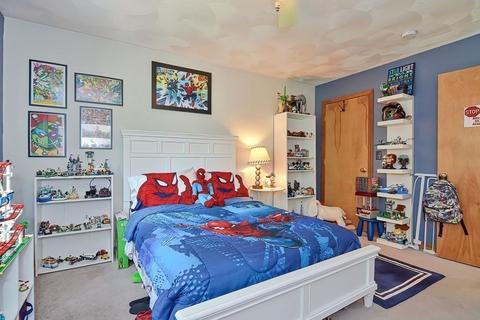 165 Mcmahon St, Fall River, MA 02721 photo 33