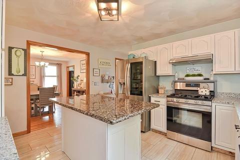 165 Mcmahon St, Fall River, MA 02721 photo 10