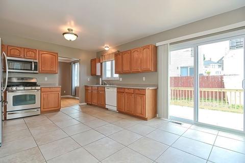 17 Michael St, Fall River, MA 02721 photo 12