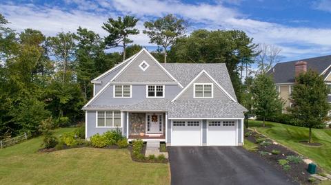 28 Whitehall Cir, Beverly, MA 01915 photo 2