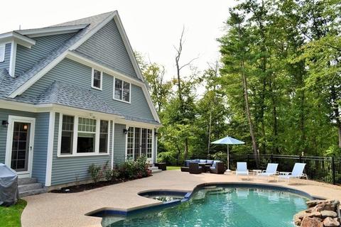 28 Whitehall Cir, Beverly, MA 01915 photo 7