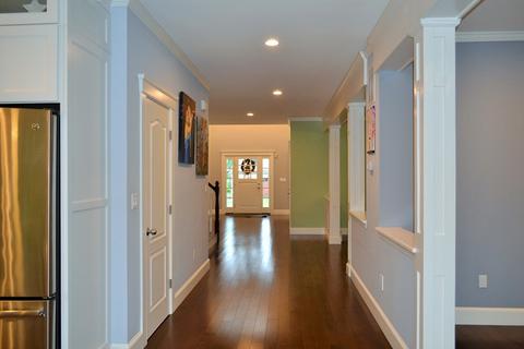 28 Whitehall Cir, Beverly, MA 01915 photo 33