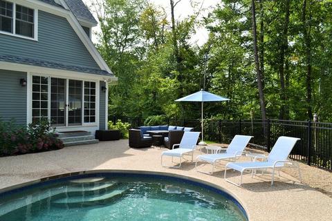 28 Whitehall Cir, Beverly, MA 01915 photo 35