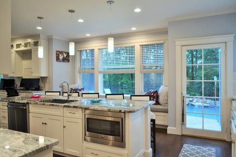 28 Whitehall Cir, Beverly, MA 01915 photo 11