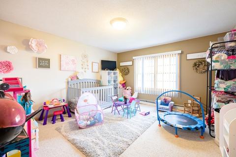 18 Ogden St, Chicopee, MA 01013 photo 26