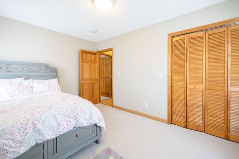 18 Ogden St, Chicopee, MA 01013 photo 22