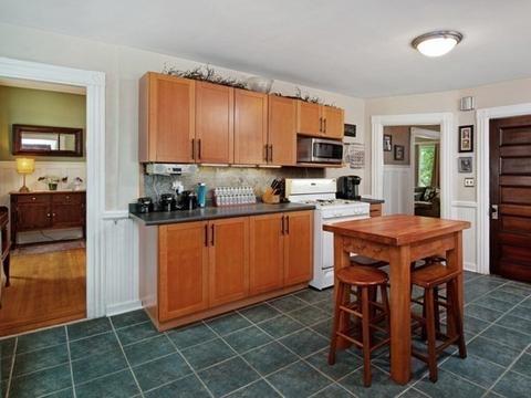 82 Cheever St, Milton, MA 02186 photo 8