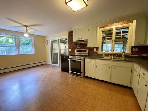 283 Ware St, Mansfield, MA 02048 photo 4